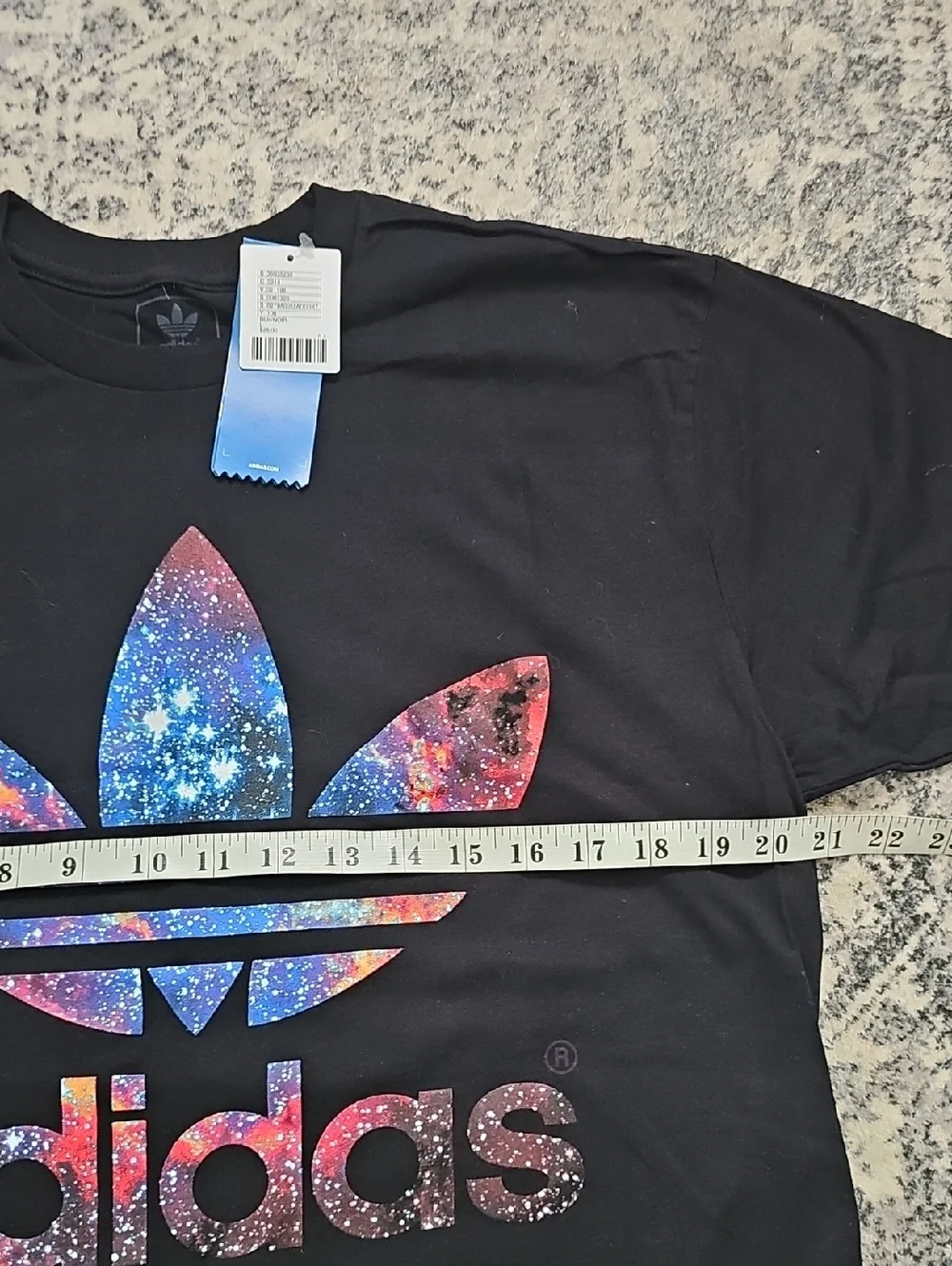 NWT Adidas Originals Galaxy Trefoil Tee